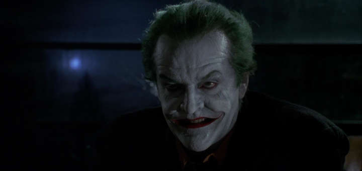 Jack Nicholson interpreta al clásico villano de Batman, el "Joker". 