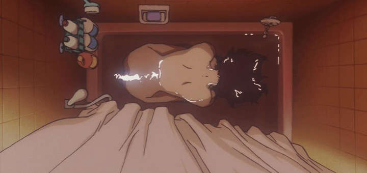 En "Perfect Blue", Mima construye y deconstruye su propia identidad, buscando mientras la percepción de su propia realidad se ve cada vez más amenazada.