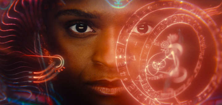 Los excesivos primeros planos de Riri Williamns dentro de su traje en Ironheart, lejos de aportar drama o momentos épicos a la serie, lo único que hacer es volver insufrible a la misma.