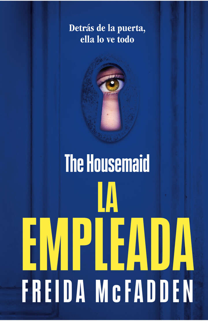 Portada del libro La empleada de Freida McFadden, novela de suspense y thriller psicológico sobre secretos familiares.